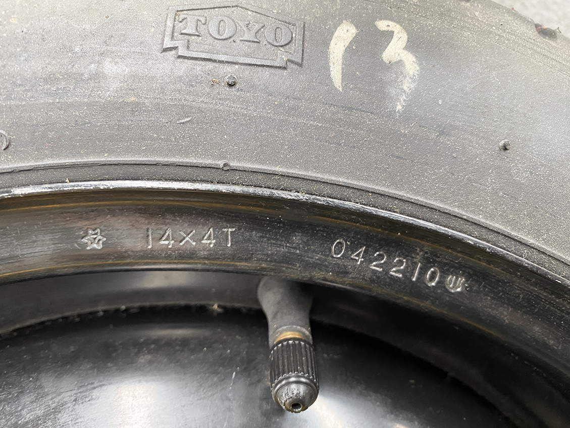 Space saver MITSUBISHI Toppo Minica 14inch Temper tyre With Screw - Image 3