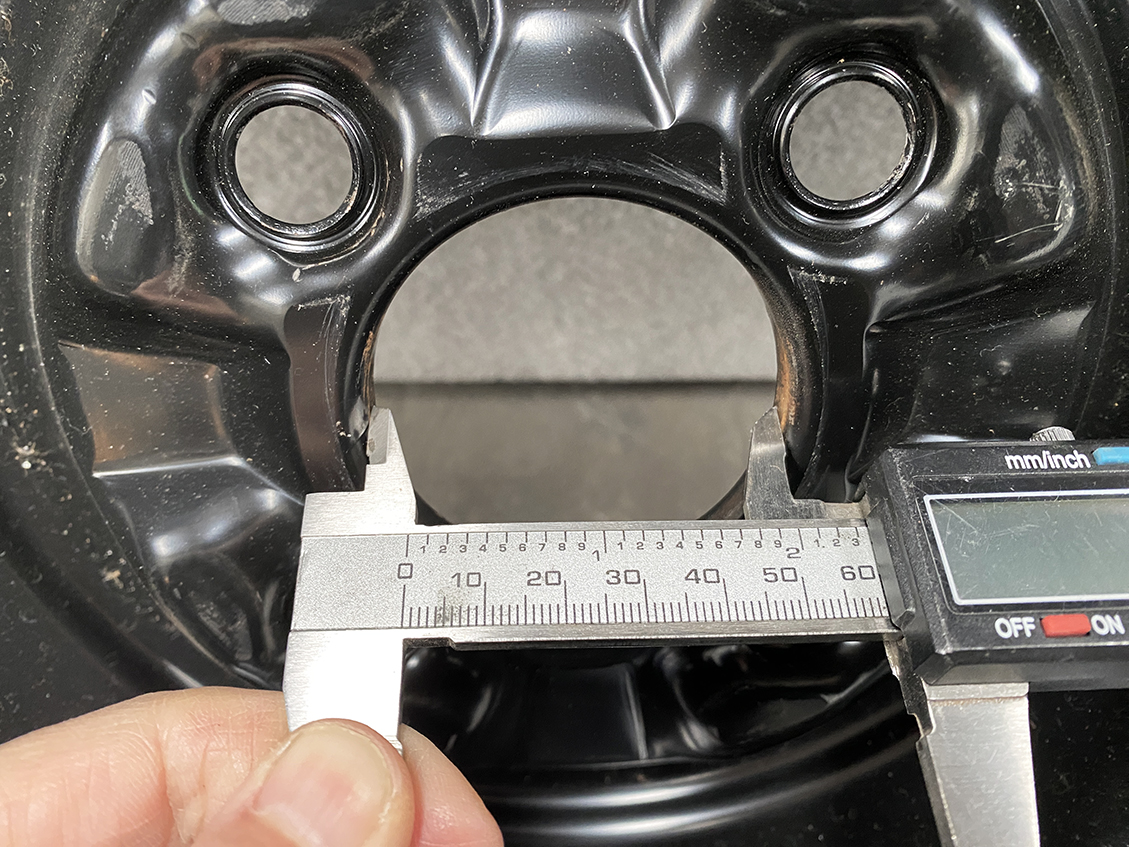 Space saver NISSAN Micra March CUBE 14inch Temper tyre With Screw - Image 6