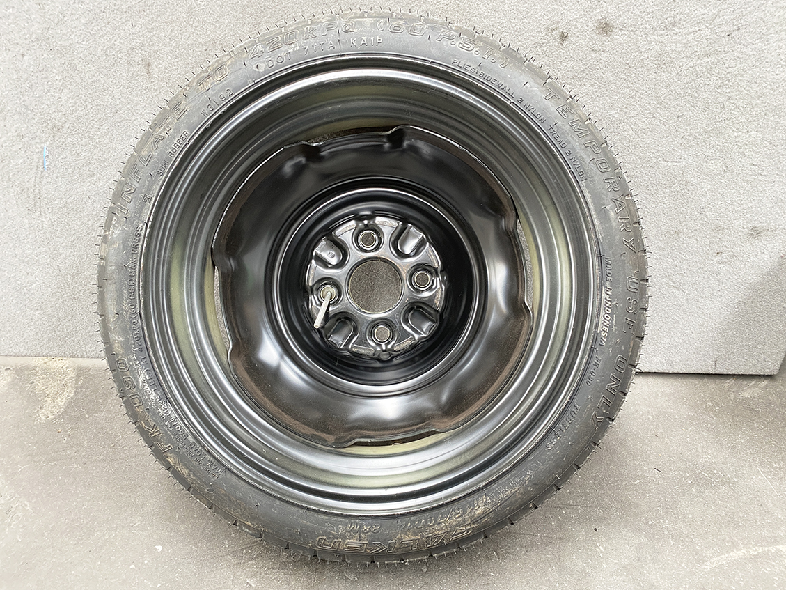 Space saver SUZUKI  Alto CHEVROLET MW  Wagon R 14inch Temper tyre With Screw - Image 4