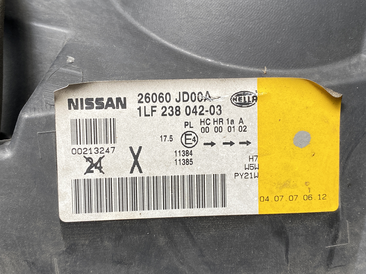 NISSAN DUALIS QASHQAI J10 Genuine Headlight 26060 JD00A Left Side x1 - Image 8