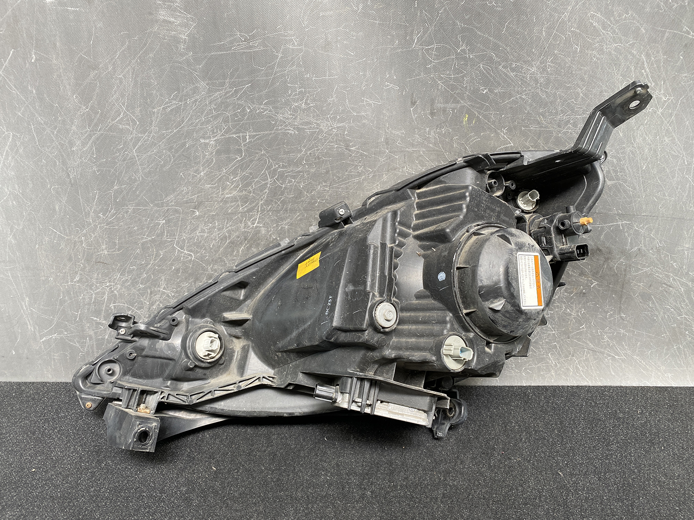 HONDA FIT JAZZ HYBRID GE GP HID Headlight P6869 Right Side x1 - Image 6