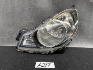 NISSAN WINGROAD AD MITSUBISHI LANCER CARGO Y12 Headlight 1800 Left Side x1
