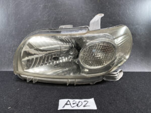 TOYOTA PORTE NNP10 NNP11 HID Headlight 52-129 Left Side x1