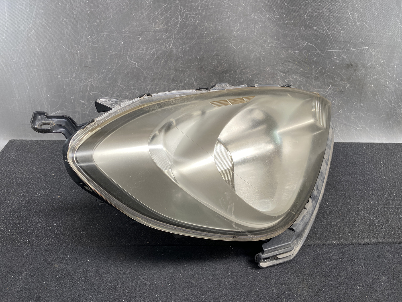 HONDA FIT JAZZ HYBRID GE GP Headlight P9603 Right Side x1 - Image 3