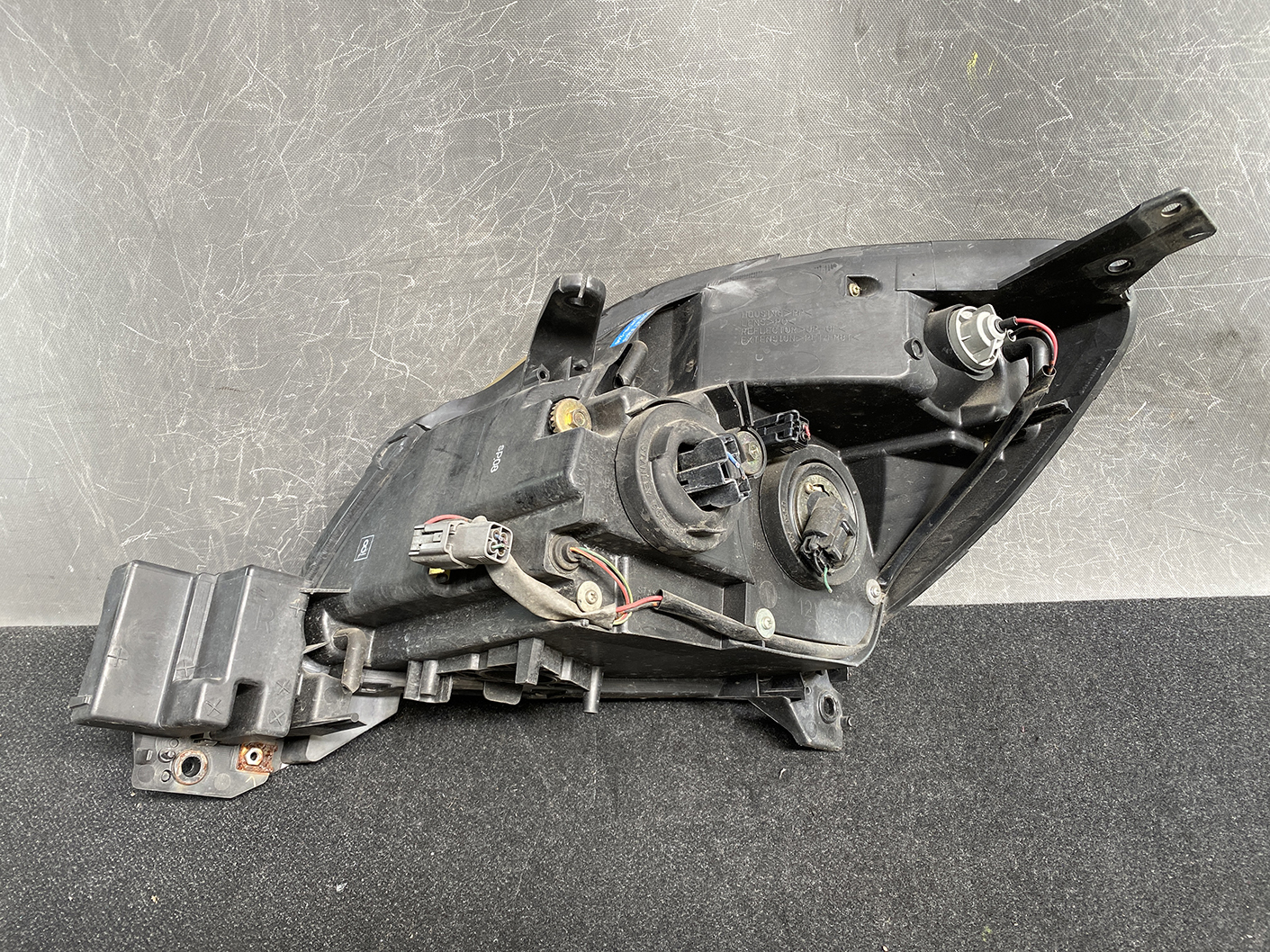 MAZDA VERISA DC5W Genuine Headlight P4515 Right Side x1 - Image 6