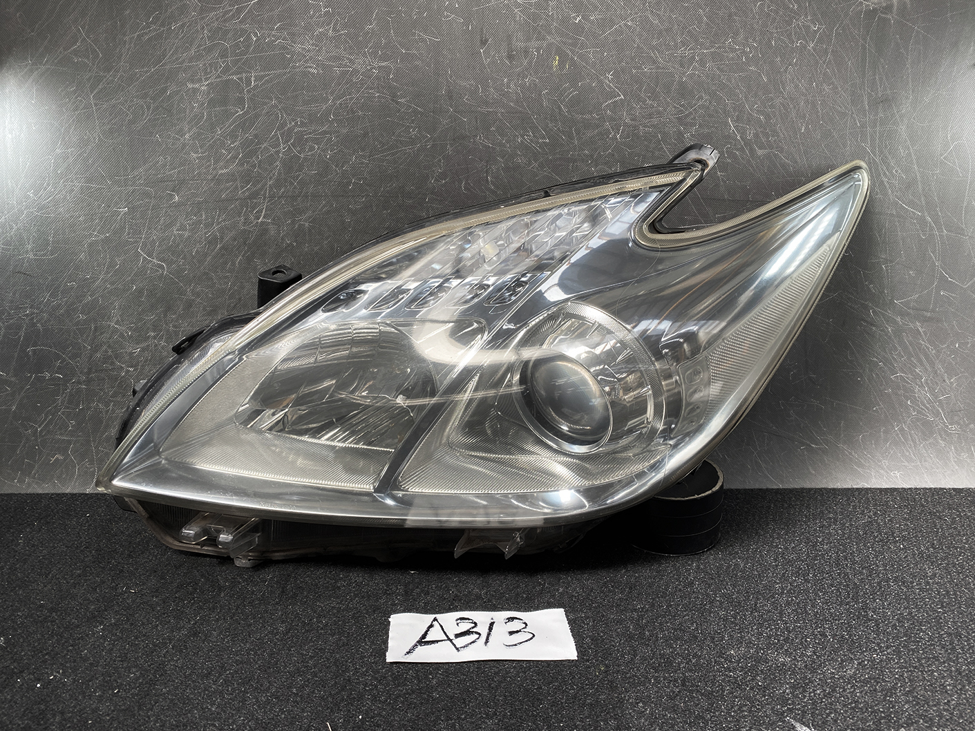 A313_2 TOYOTA PRIUS ZVW30 ZVW35 Headlight 47-29 LEFT Side x1 » NZ1.95 » JDM-PARTS NZ » JDM-PARTS NZ TOYOTA PRIUS ZVW30 ZVW35 Headlight 47-29 LEFT Side x1 » JDM-PARTS NZ