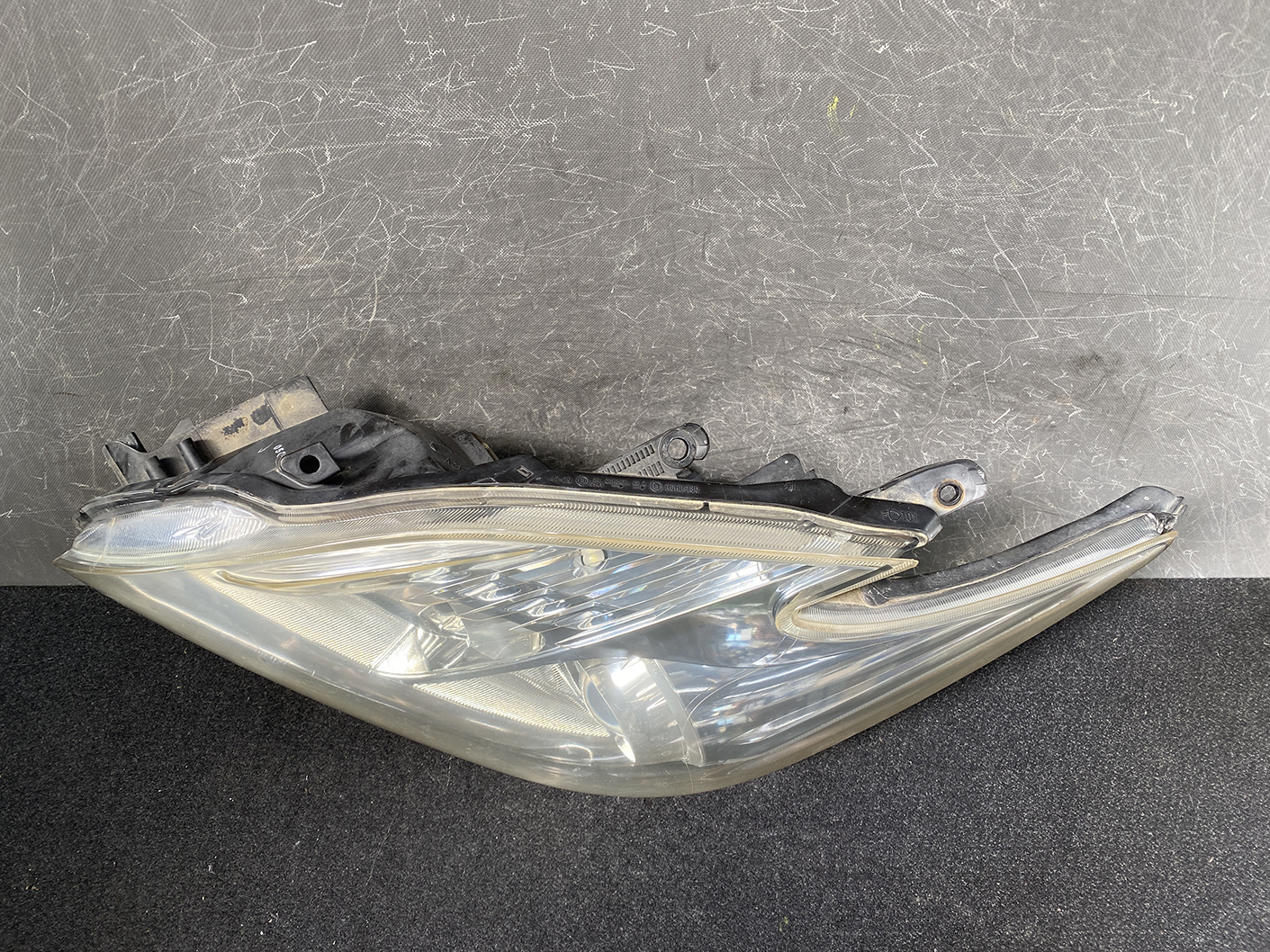A313_6 TOYOTA PRIUS ZVW30 ZVW35 Headlight 47-29 LEFT Side x1 » NZ1.95 » JDM-PARTS NZ » JDM-PARTS NZ TOYOTA PRIUS ZVW30 ZVW35 Headlight 47-29 LEFT Side x1 » JDM-PARTS NZ