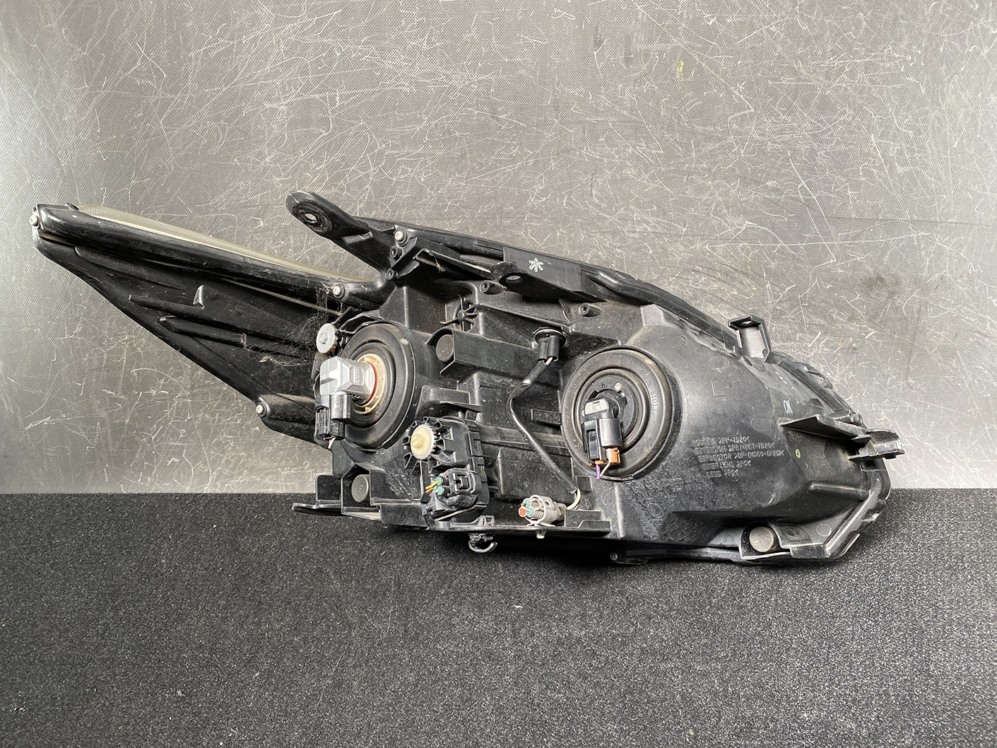 A313_8 TOYOTA PRIUS ZVW30 ZVW35 Headlight 47-29 LEFT Side x1 » NZ1.95 » JDM-PARTS NZ » JDM-PARTS NZ TOYOTA PRIUS ZVW30 ZVW35 Headlight 47-29 LEFT Side x1 » JDM-PARTS NZ