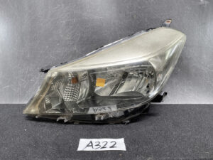 TOYOTA VITZ Yaris NSP130 KSP130 NHP130 Headlight KOITO 52-233 Left Side x1
