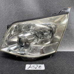 TOYOTA VOXY NOAH ZRR70 ZRR75 HID Headlight KOITO 28-201 Left Side x1