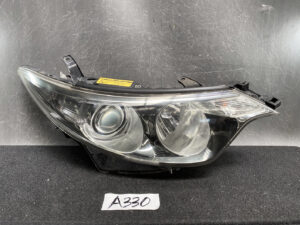 TOYOTA ESTIMA ACR50 Genuine Headlight KOITO 28-187 Right Side x1