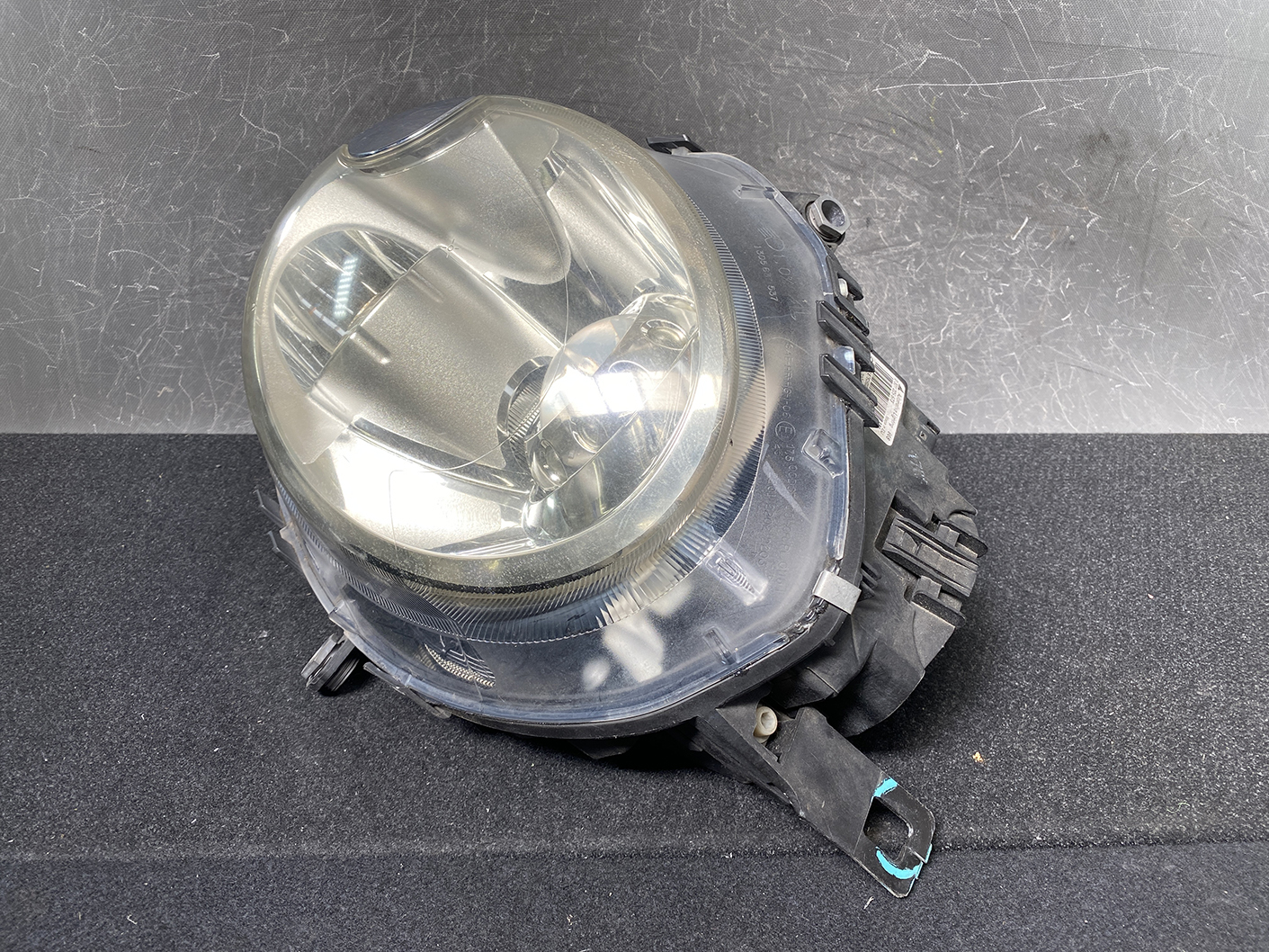 BMW MINI Cooper S GEN2 R55 R56 R57 HID Headlight 0301225673 Left Side x1 - Image 3