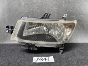 TOYOTA bB QNC20 QNC21 Headlight  KOITO B1-1  Left Side x1