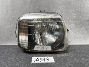SUZUKI JIMNY JB23W Genuine Headlight KOITO 100-32647 Right Side x1