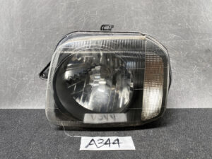 SUZUKI JIMNY JB23W Genuine Headlight KOITO 100-32647 Left Side x1