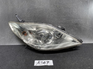 MAZDA PREMACY CREW Headlight STANLEY P7137 RIGHT Side x1