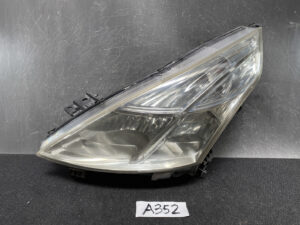 NISSAN TEANA J32 Headlight  KOITO 100-63987  Left Side x1 *DAMAGED*