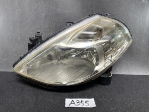 NISSAN TIIDA C11 Headlight  P7779  Left Side x1
