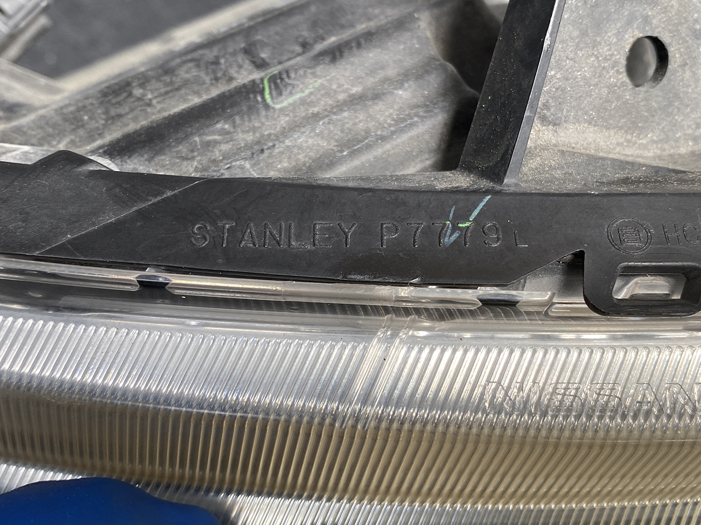 NISSAN TIIDA C11 Headlight P7779 Left Side x1 - Image 7