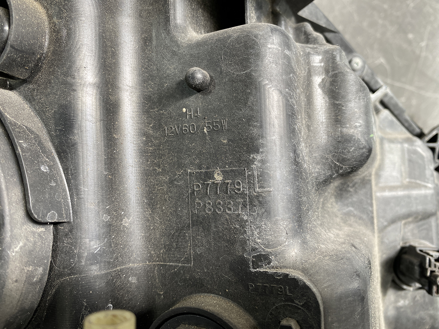 NISSAN TIIDA C11 Headlight P7779 Left Side x1 - Image 8