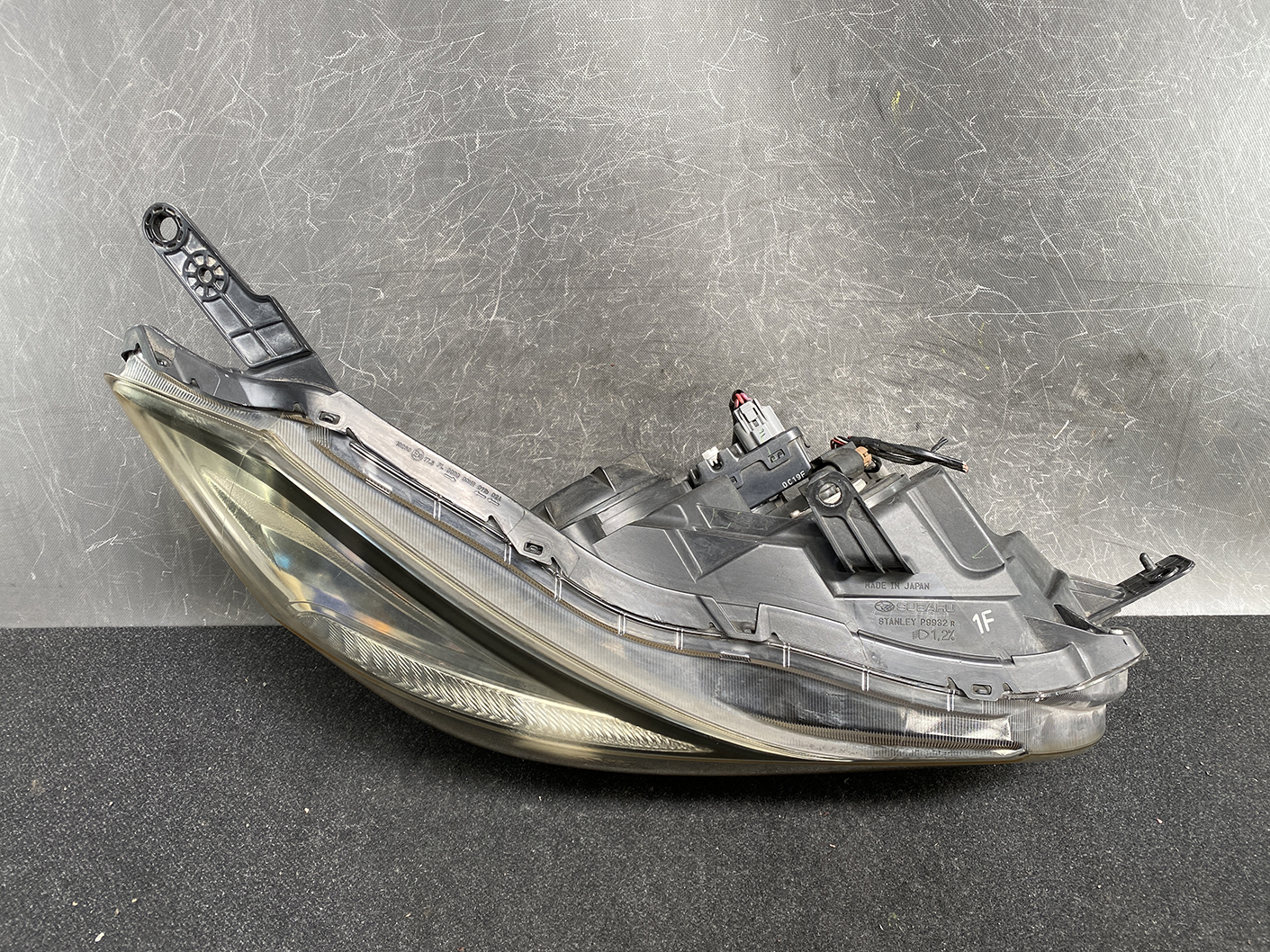 SUBARU XV IMPREZA GJ GP Headlight STANLEY P9932 1F Right Side x1 - Image 4