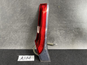 HONDA FIT JAZZ HYBRID GP5 GP6 Taillight W1695 Left Side x1