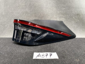 TOYOTA YARIS CROSS MXPB10 Taillight ICHIKOH 52-330 Right Side x1