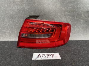 AUDI A4 8K B8 Genuine LED Taillight 8K5945096.AC Right Side x1