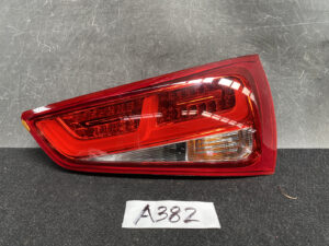 AUDI A1 8X Genuine LED Taillight HELLA 8X0945094B Right Side x1*DAMAGED*