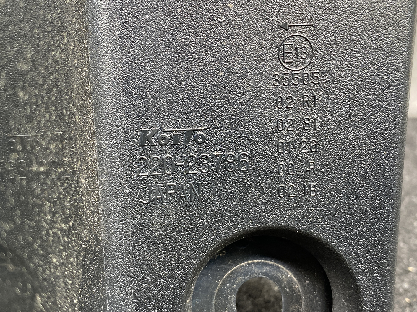 NISSAN SERENA SUZUKI LANDY C27 Taillight 220-23786 Left Side x1 - Image 6