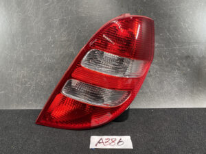 Mercedes-Benz A Class W169 Genuine Taillight A 169 820 04 64 R Right Side x1