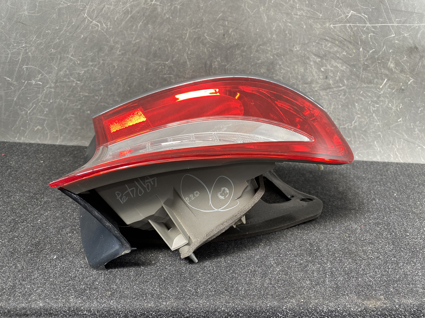 SUBARU LEGACY BL BL5 BL9 BLE Taillight KOITO 220-20960 Left Side x1 - Image 5