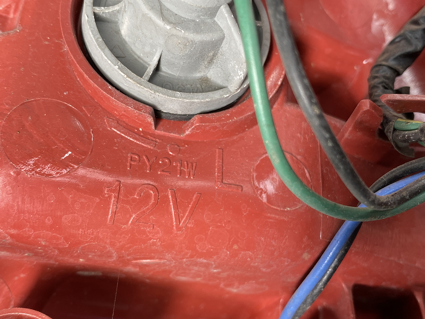 NISSAN TIIDA C11 Genuine Taillight STANLEY P4086 Left Side x1 - Image 7