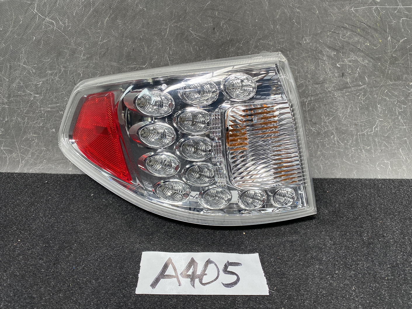 SUBARU IMPREZA GE GH GR GV Taillight 220-20024 Left Side x1