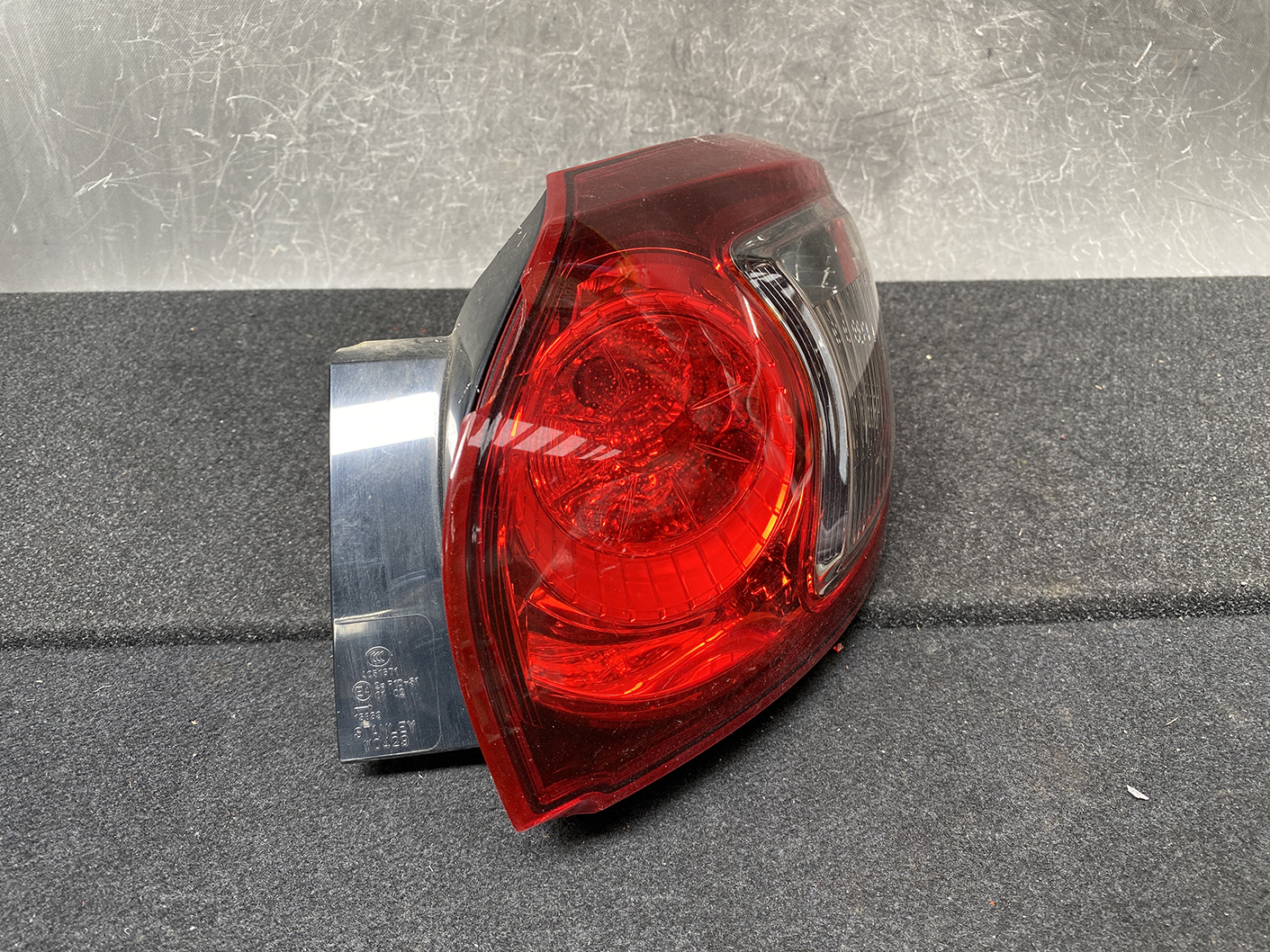 MAZDA CX-5 CX5 KE Taillight STANLEY W0429 Right Side x1 *DAMAGED* - Image 9