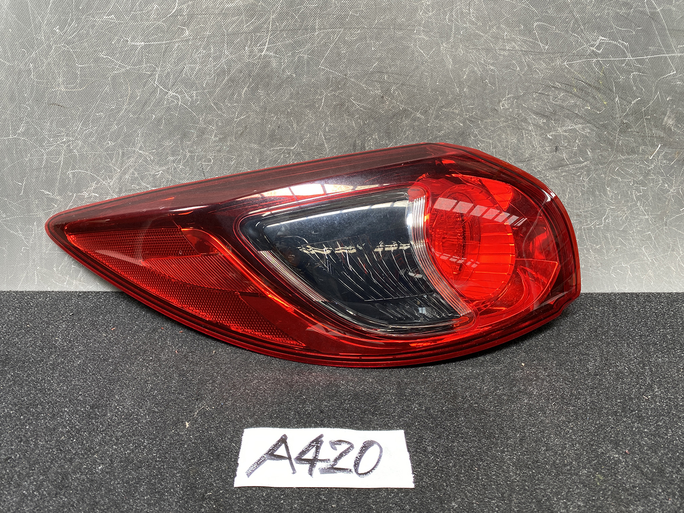 MAZDA CX-5 CX5 KE Taillight STANLEY W0429 Left Side x1 *DAMAGED*