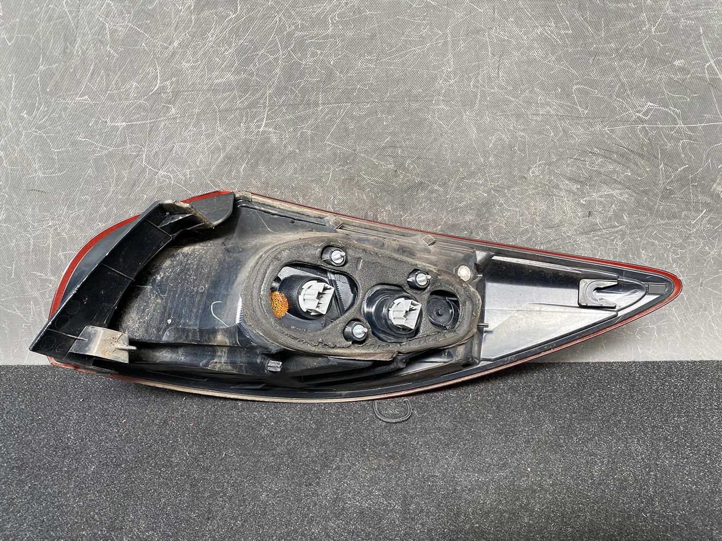 MAZDA CX-5 CX5 KE Taillight STANLEY W0429 Left Side x1 *DAMAGED* - Image 6