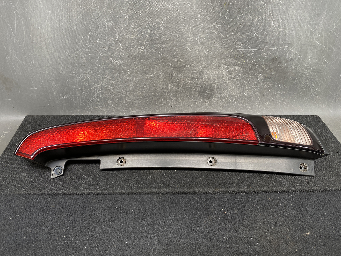 NISSAN SERENA SUZUKI LANDY C25 Taillight ICHIKOH D008 Right Side x1 - Image 3