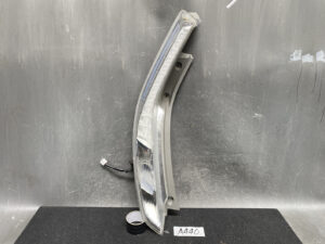 NISSAN LEAF AZE0 Genuine Taillight D115 Left Side x1