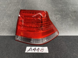 TOYOTA CROWN GRS182 GRS183 Taillight ICHIKOH 30-303 Right Side x1
