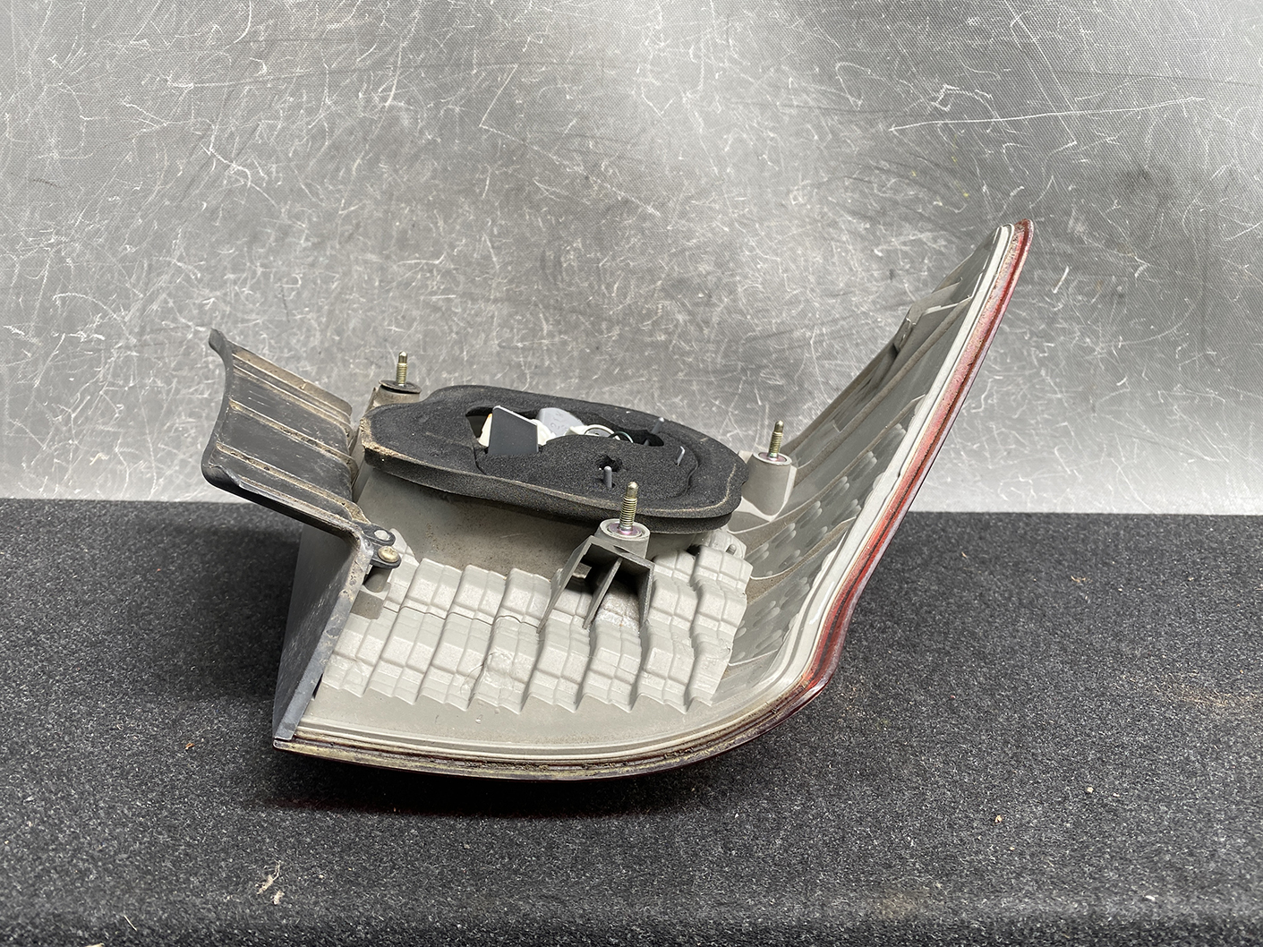 TOYOTA CROWN GRS182 GRS183 Taillight ICHIKOH 30-303 Right Side x1 - Image 4