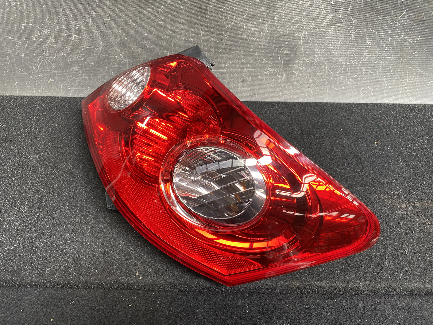 TOYOTA MARK-X GRX120 Genuine Taillight KOITO 22-333 Right Side x1 - Image 3