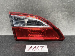 MAZDA Premacy NISSAN LAFESTA CW Taillight Inner P9378 Left Side x1