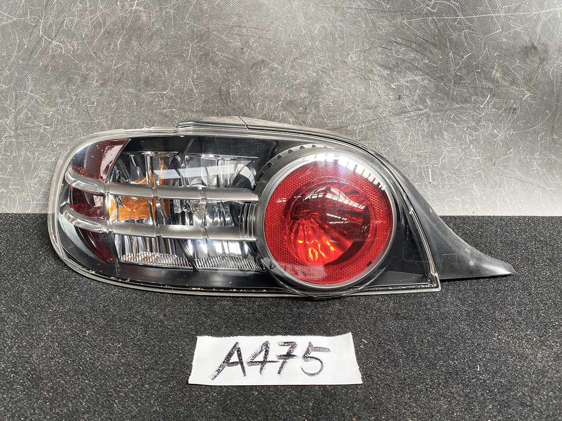 MAZDA RX8 RX-8 SE3P Taillight 220-61009 R Left Side x1 *DAMAGED*