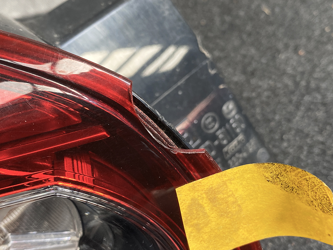 MAZDA AXELA MAZDA3 BM5FS Taillight 220-41981 Left Side x1 *DAMAGED* - Image 10