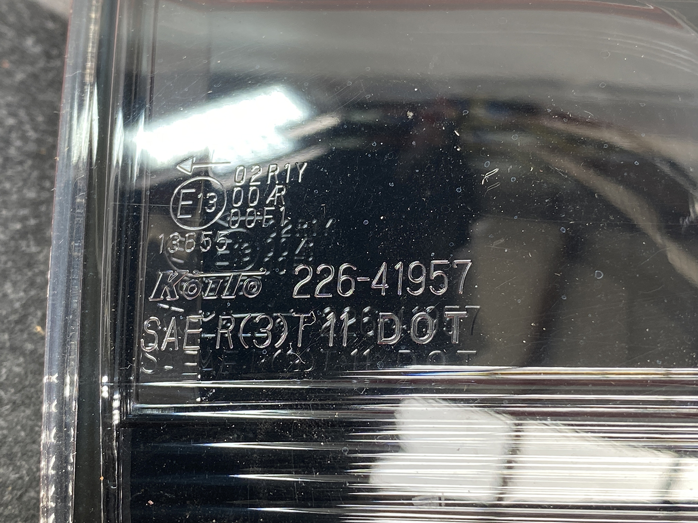 MAZDA ATENZA GJ Genuine Taillight KOITO 226-41957 Left Side x1 - Image 4