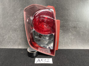 TOYOTA RACTIS NCP100 Genuine Taillight KOITO 52-192 Left Side x1