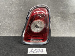 BMW MINI One Cooper R56 R57 Genuine Taillight 2757011 CLEAR Right x1