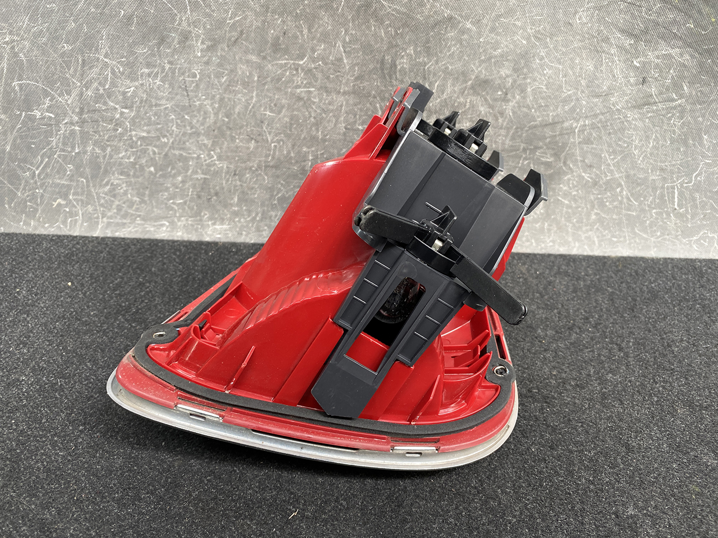 BMW MINI One Cooper R56 R57 Genuine Taillight 2757011 CLEAR Left x1 - Image 3