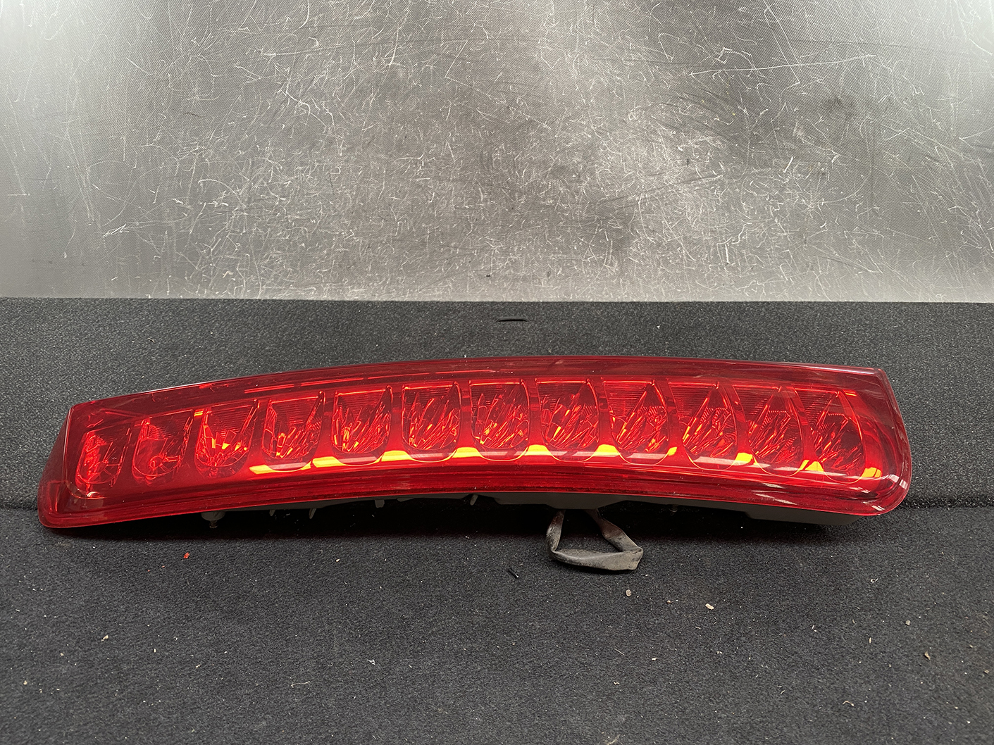 TOYOTA ISIS ANM10 Taillight KOITO 44-63 Left Side x1 - Image 2